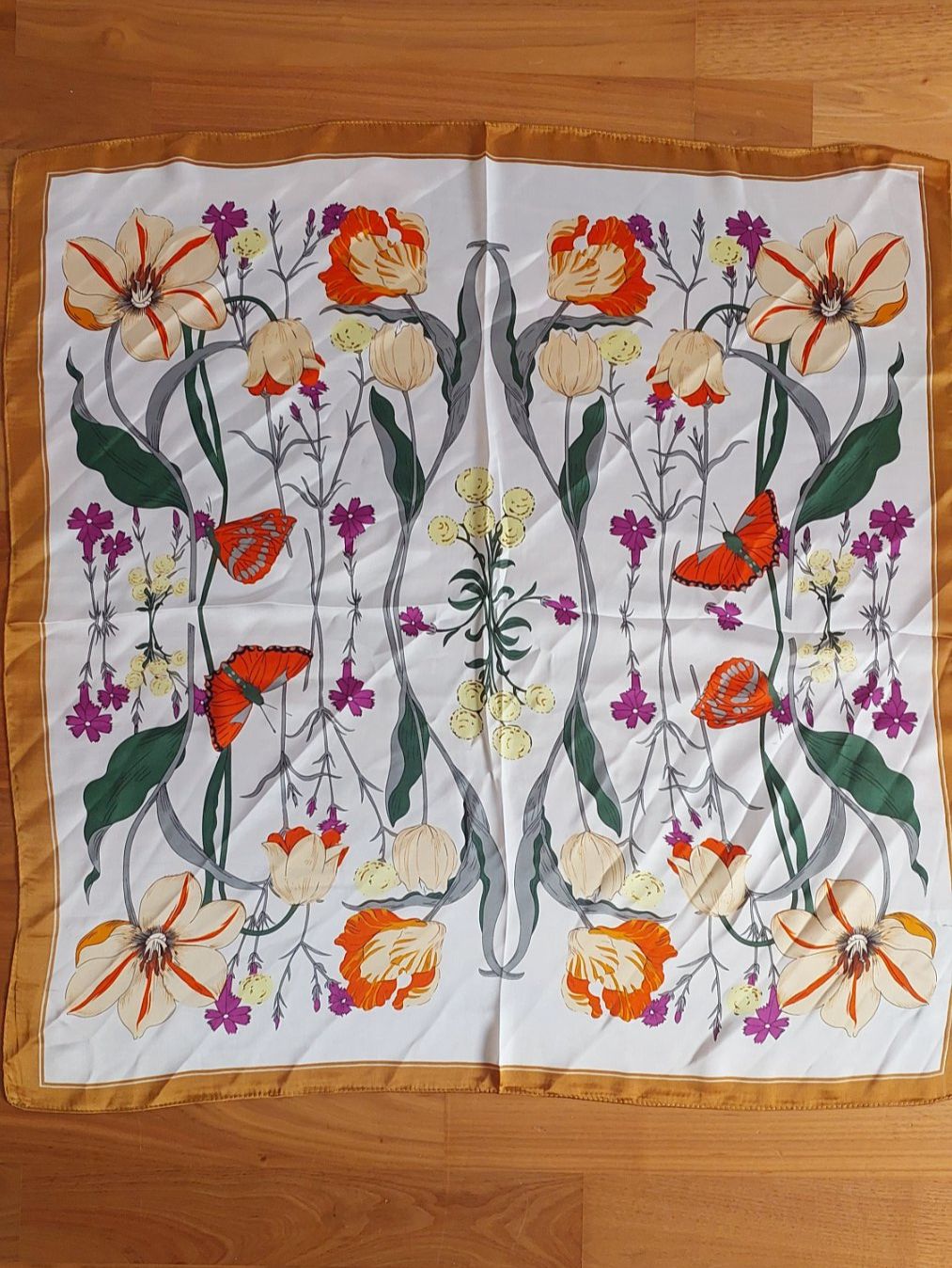 Foulard & Sciarpe: Twilly - Seidenschal - NEU – Nuovo e nell'imballaggio originale da Hittnau venduto da Razorback_1971 1