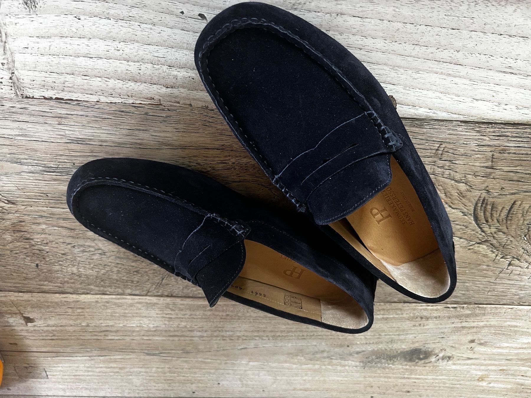 Scarpe da donna: Blaue, handgefertigte Mokassins – Usato da Chur venduto da MarcusinChur 1