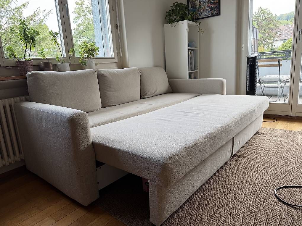 Divani: Verkaufe Sofa ikea – Usato da Zürich venduto da vic_km9q 2