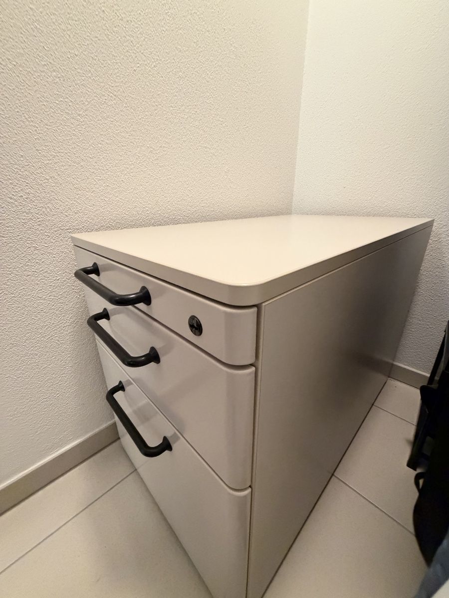 Korpus: Rollcontainer – Gebraucht aus Luzern von vwb_6t72 6