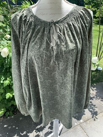 Schöne Bluse von H&M Gr. XXL