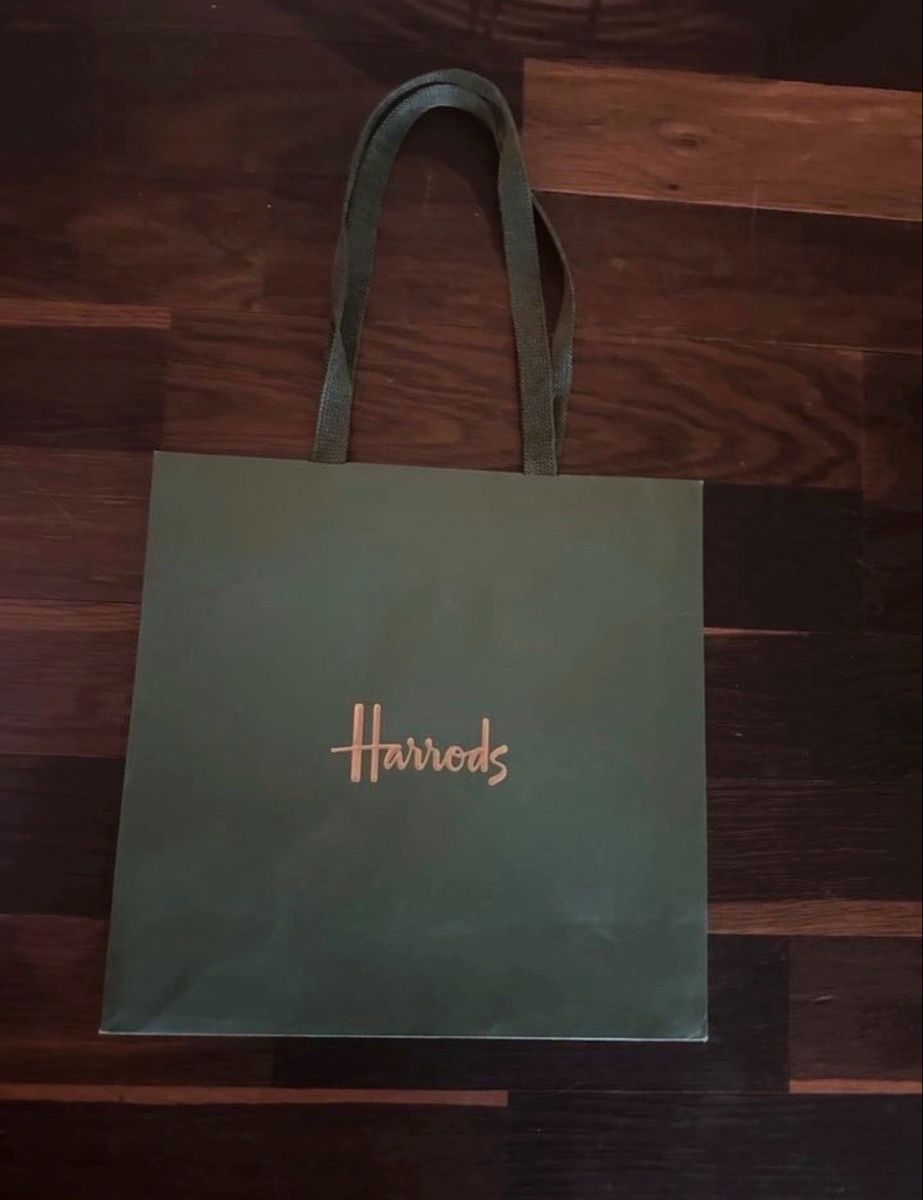 Harrods Borse: Harrods Papiertüte – Usato da Balgach venduto da ren_xy57