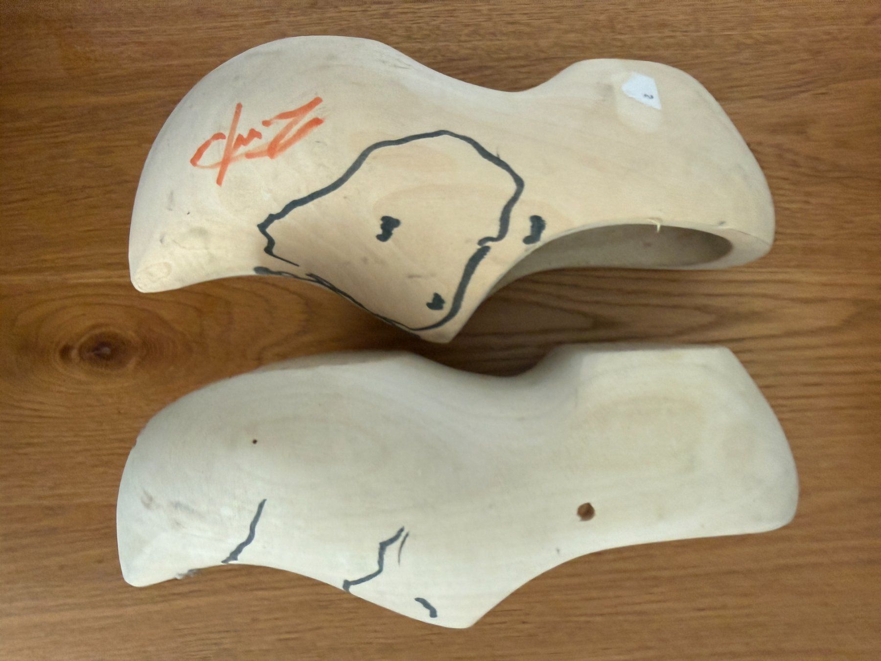 Chaussures hommes: Sabot en bois à décorer – D'occasion à Founex par MaevaMatahi 1