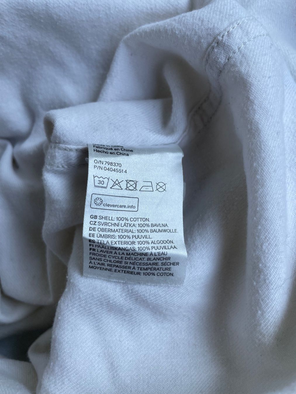 H&M Camicie: H&M - Regular White Shirt – Usato da Chiasso venduto da Er_Mon 4