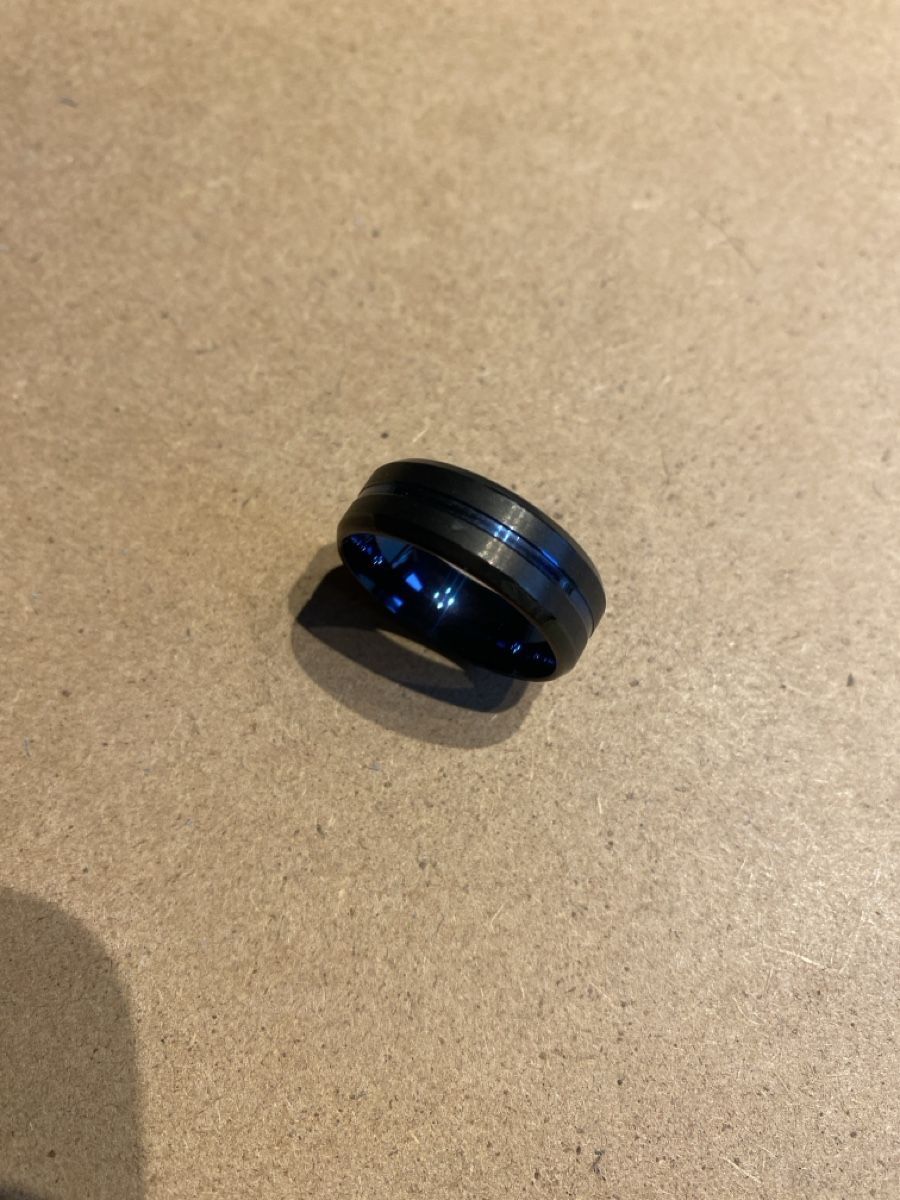 Ringe: Black Ring, circa 2.3cm Durchmesser – Neu (gemäss Beschreibung) aus Buttikon SZ von Maxwelltime