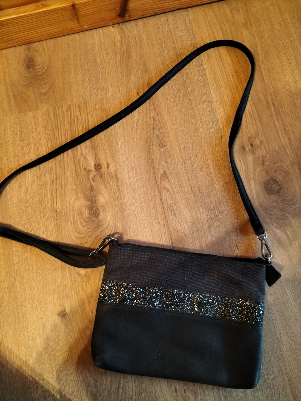 Taschen für Damen: petit sac à main – Gebraucht aus Gillarens von Emy_28