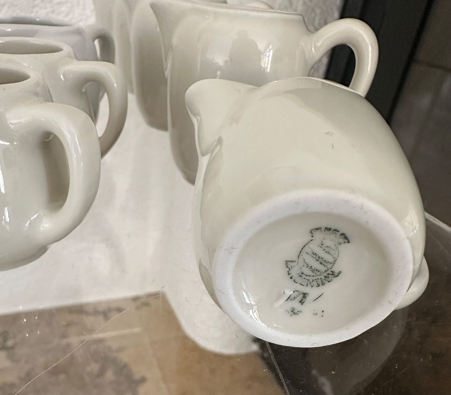 Set di piatti: 🟢 9x mini pot à crème Langenthal / Mini Milchkännchen – Nuovo e nell'imballaggio originale da Fribourg venduto da Meta26 8