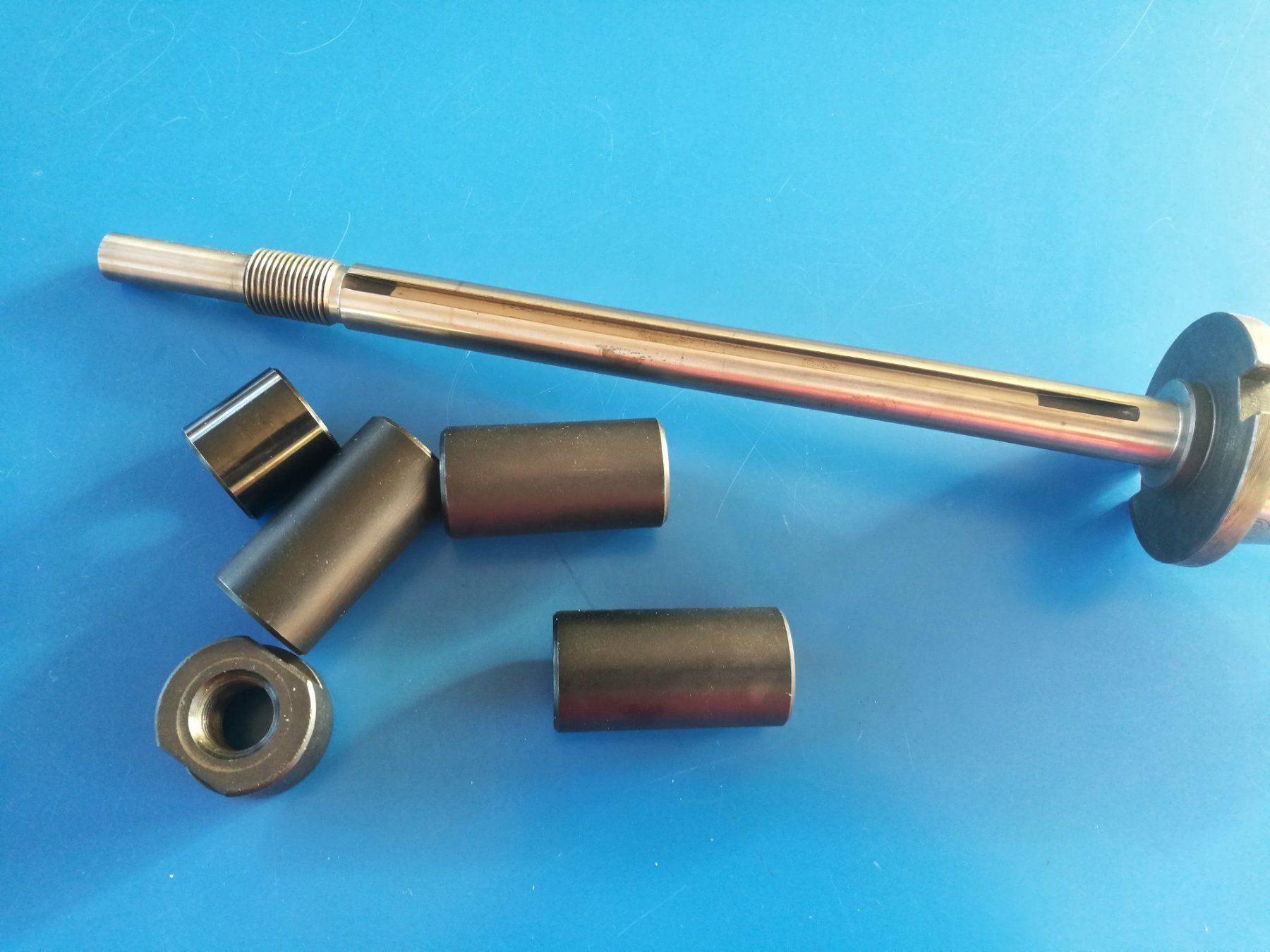 Altro per industria metallurgica: Deckel FP 2 Fräsdorn 16 mm – Usato da Niederdorf venduto da salti 1