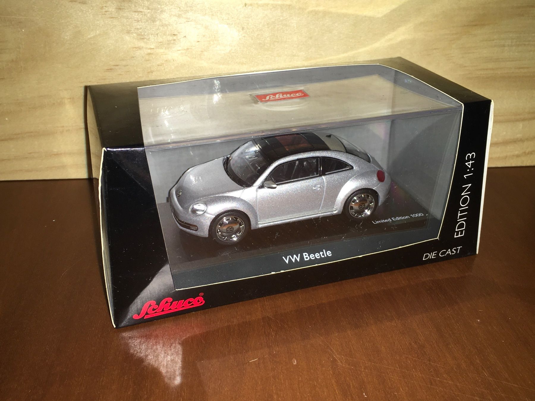 Volkswagen Modellini d'auto: VW Beetle 1/43 Reflexsilber – Nuovo (secondo la descrizione) da Wohlen AG venduto da PrivatSammlung