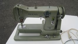 Vintage Nähmaschine PHOENIX im Original-Koffer