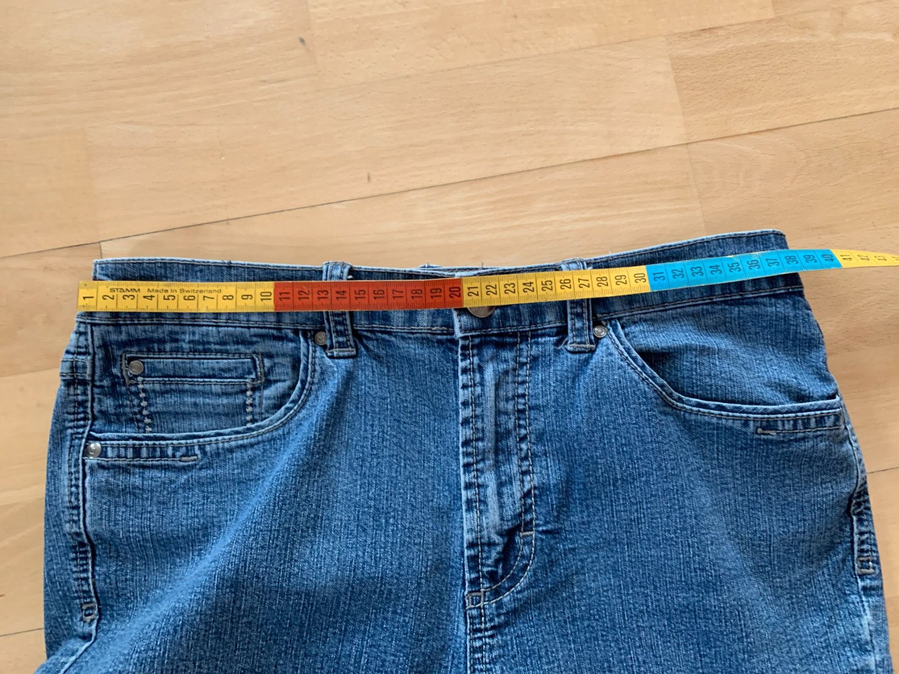 Jeans: Sonja Damen 7/8 Jeans Hose, Gr. 38 – Usato da Worb venduto da farben20zauber 2