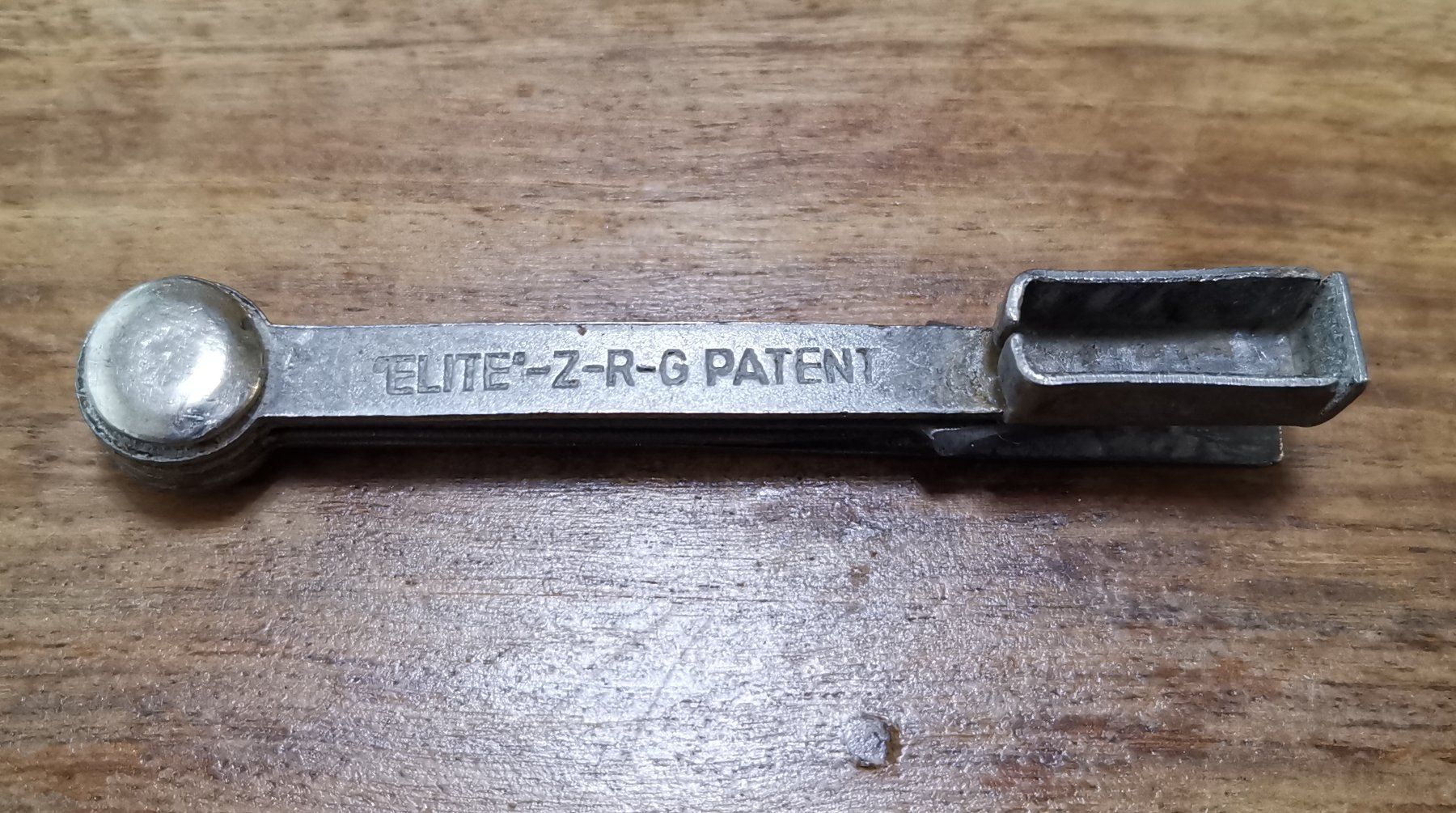 Pipe & Accessori: "Elite" Pfeifenreiniger, Cure-Pipe – Usato da Genève venduto da Somethingwicked 3