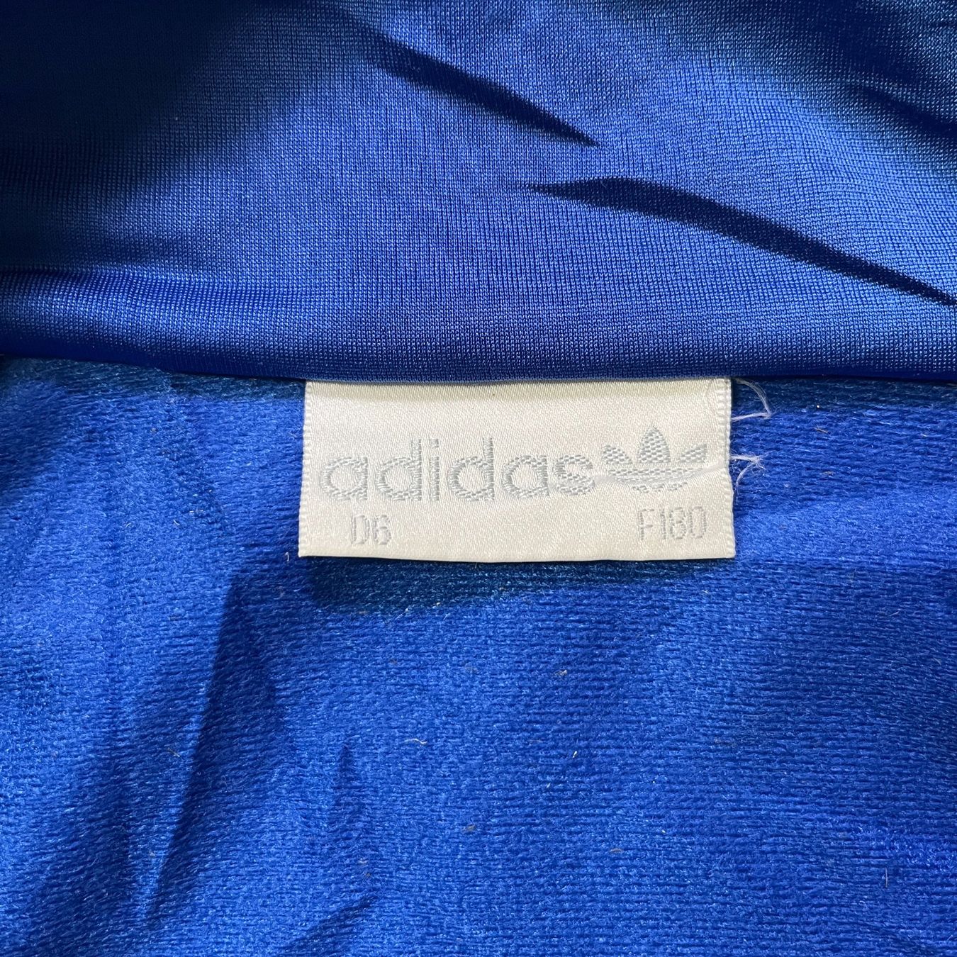 Adidas Giacche: Vintage Adidas Zipped Jacket (M) – Nuovo (secondo la descrizione) da Chamoson venduto da Sapoloshop 2