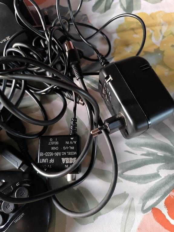 Consoles: Sega Mega Drive  – D'occasion à Walliswil-Nbipp par australien2007 1