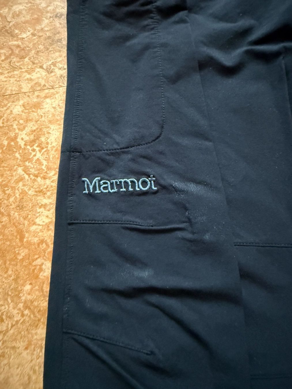 Pantaloni: Hose – Usato da Flawil venduto da Stella_3 2