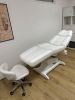 Table de massage électrique LEMI professionnelle