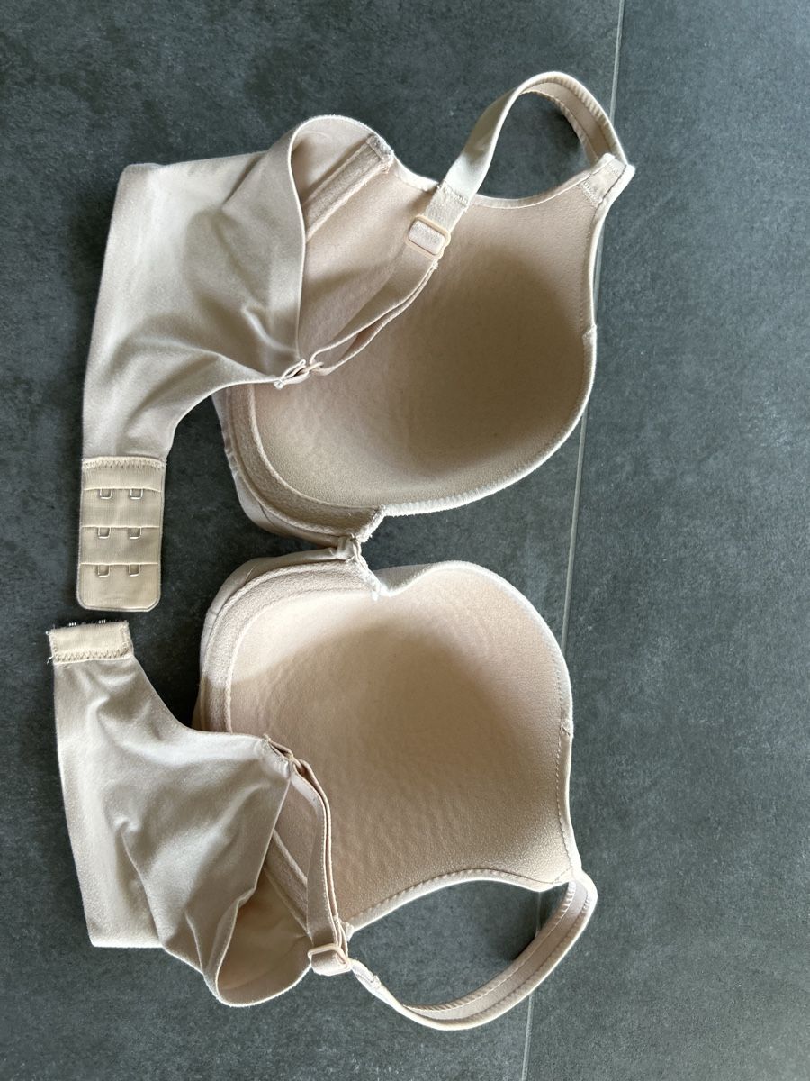 Altra biancheria intima: Soutien gorge Triumph 75B – Usato da Yens venduto da Chriis 3