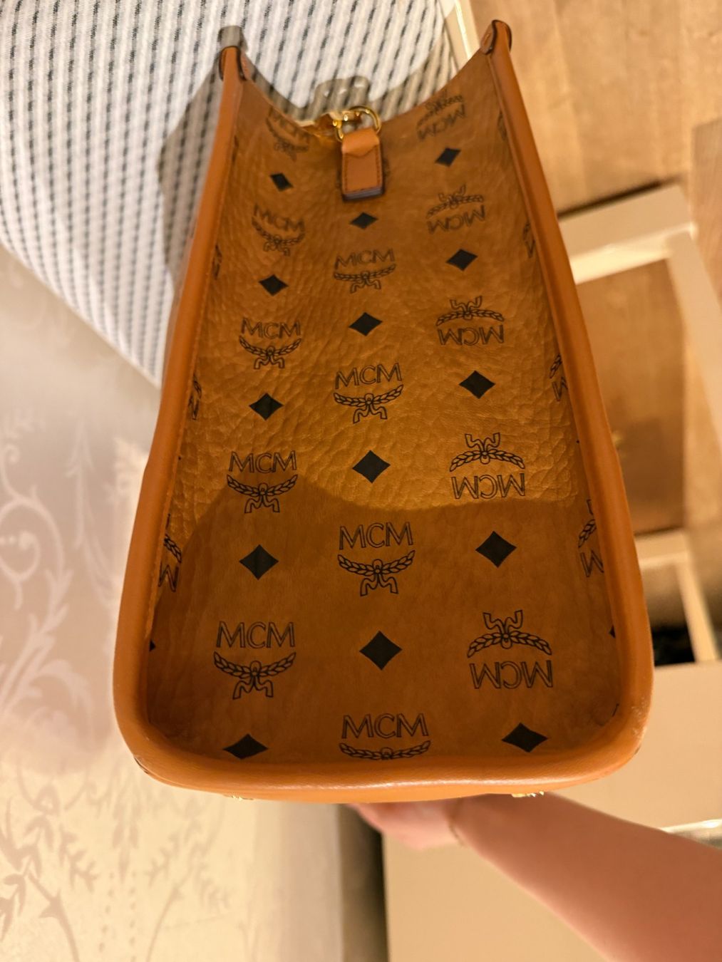 Mcm Borse da donna: Original MCM Visetos Shopper / Tote Bag Cognac – Usato da weggis venduto da Bubububu 3
