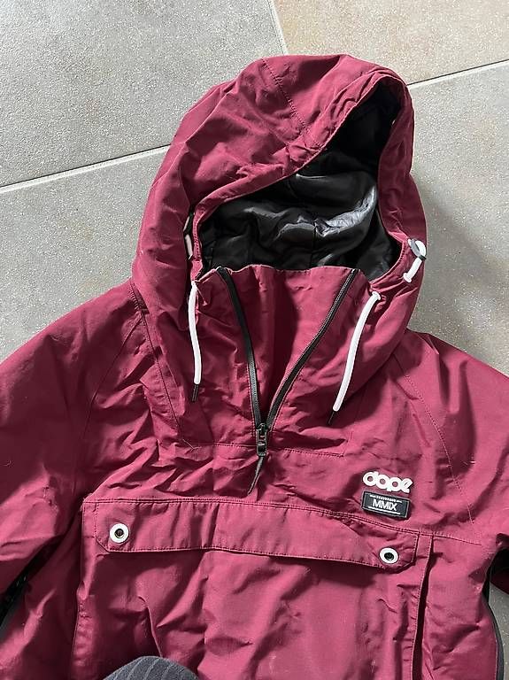 Vestes: Dope Skijacke Grösse S – D'occasion à Flüelen par Seliiina03 2