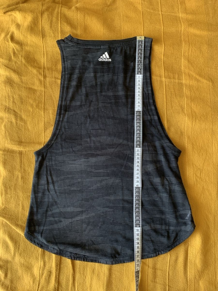 Adidas Tops: Adidas Top ca. XS – D'occasion à Winterthur par Samu-V