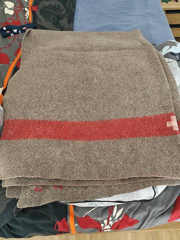 Coperte: Militär Wolldecke  – Nuovo e nell'imballaggio originale da Gelterkinden venduto da magicmouse79
