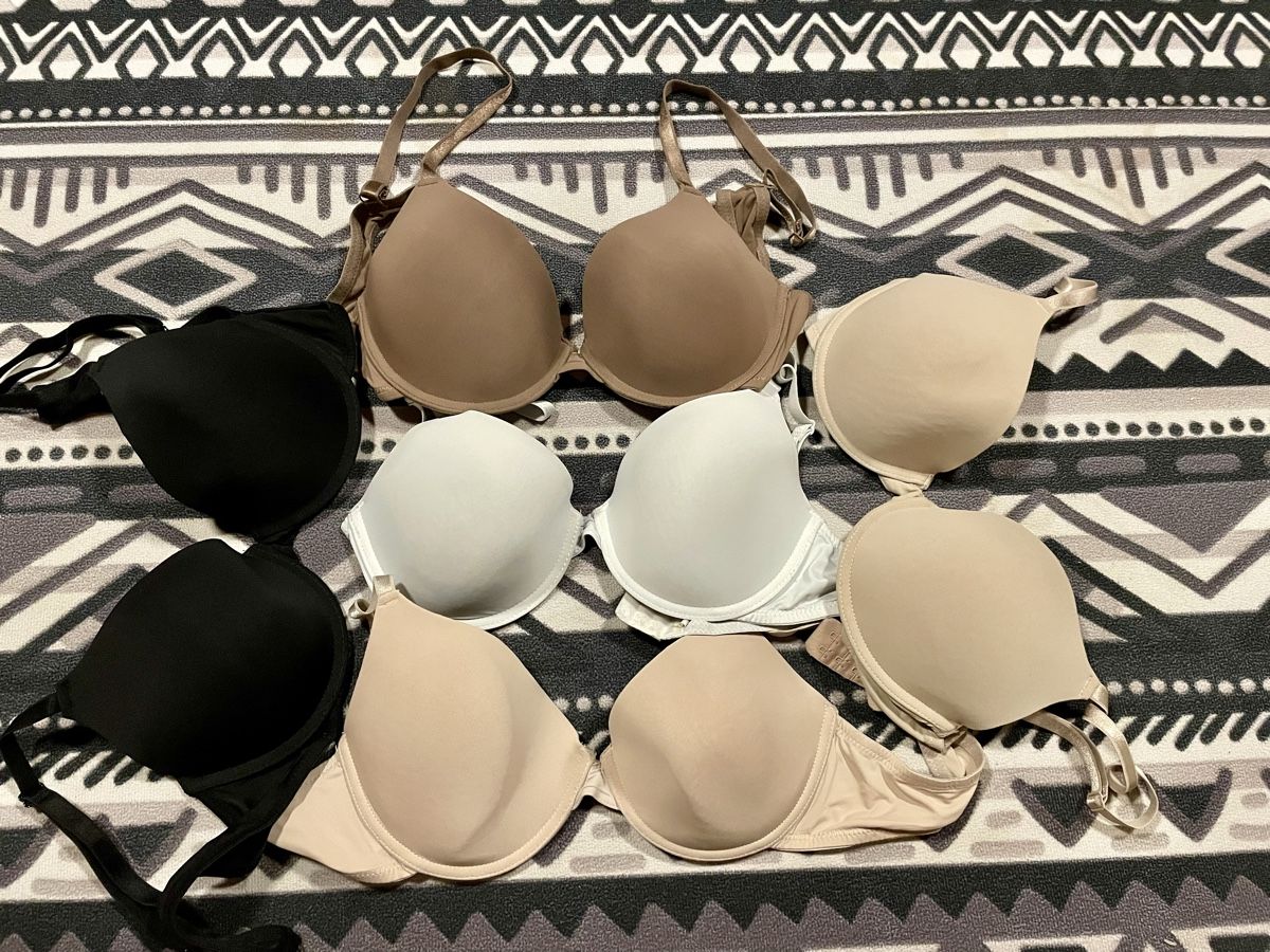 Altra biancheria intima: BH Set – Usato da Herisau venduto da Ciaoschein
