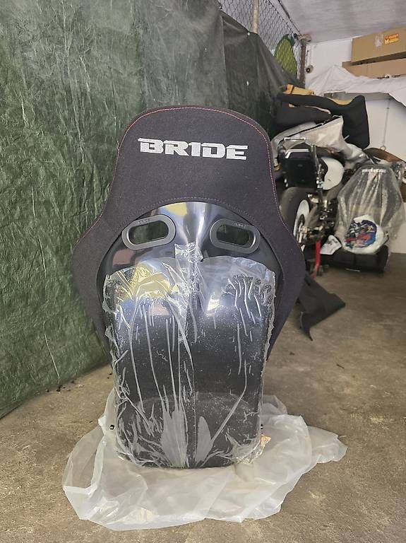 Tutti pezzi di ricambio auto: Sedili replica Bride – Usato da Morbio inferiore venduto da Scavo20 1