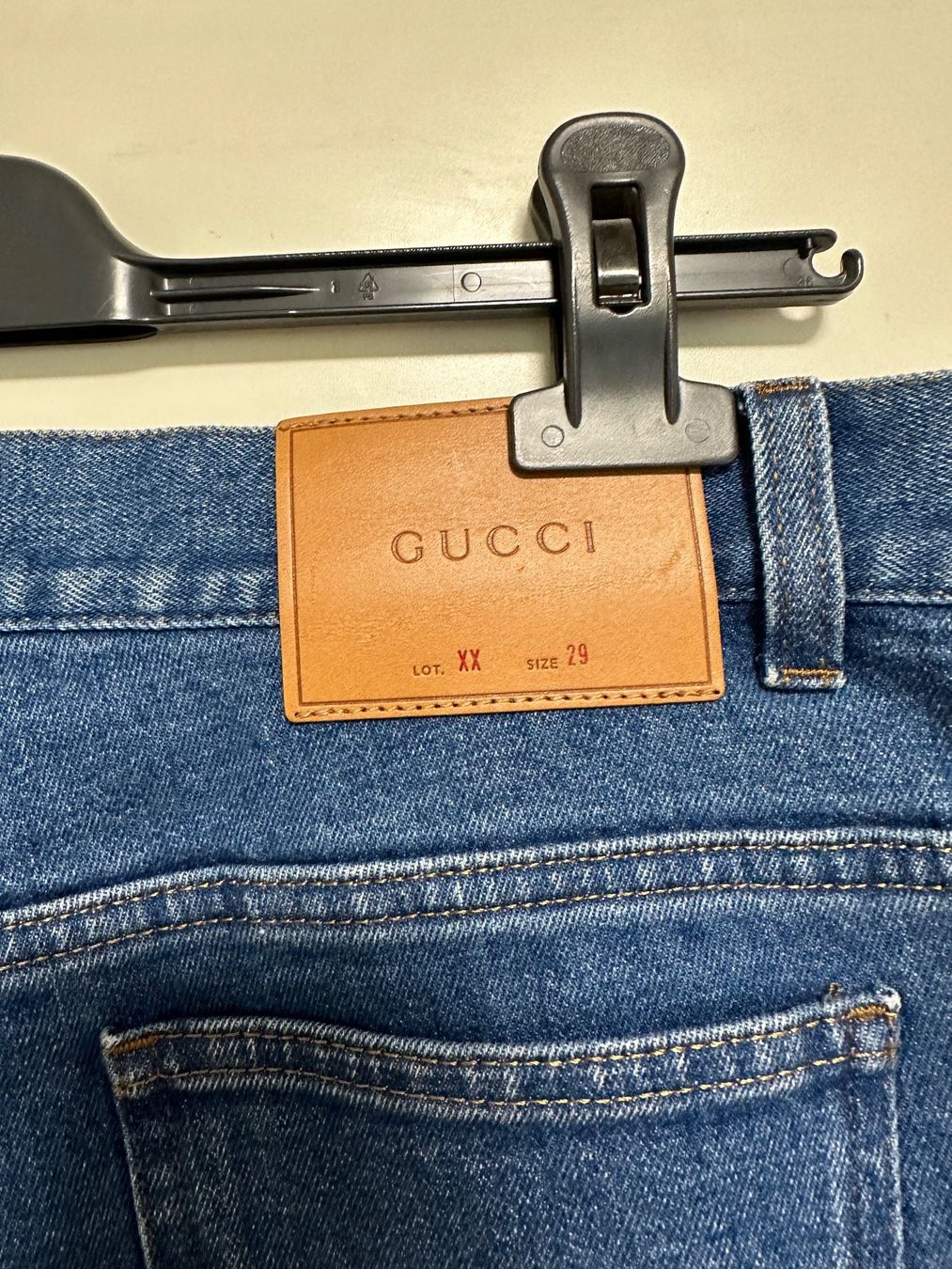 Gucci Jeans: Gucci Flaire Jeans in Gr 29 – Neu und originalverpackt aus Basel von iulia_haul 4