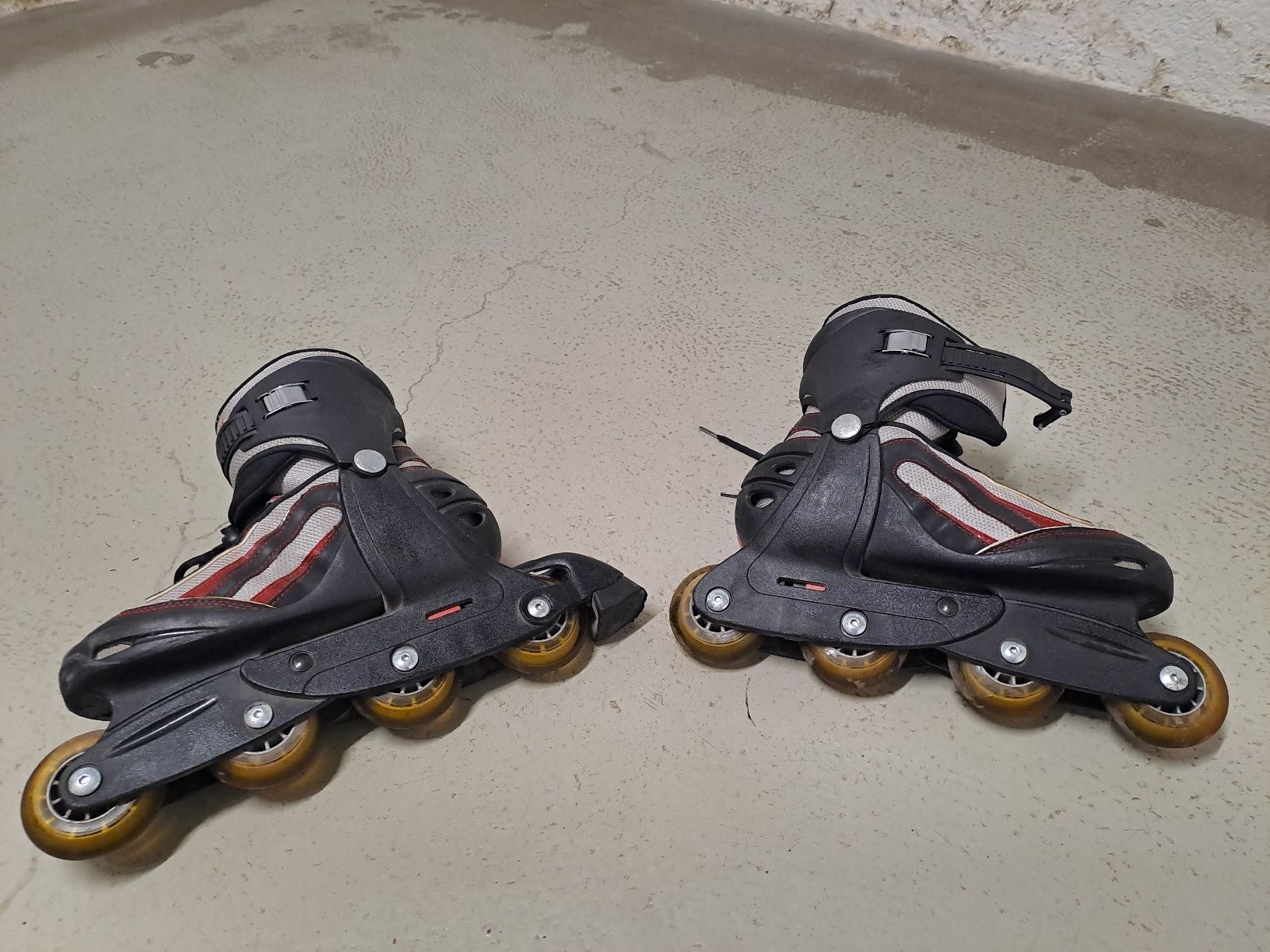 Pattini in linea & Pattini a rotelle: Roces Kinder Inlineskates, Gr 36-40 – Usato da Zürich venduto da zotope 1