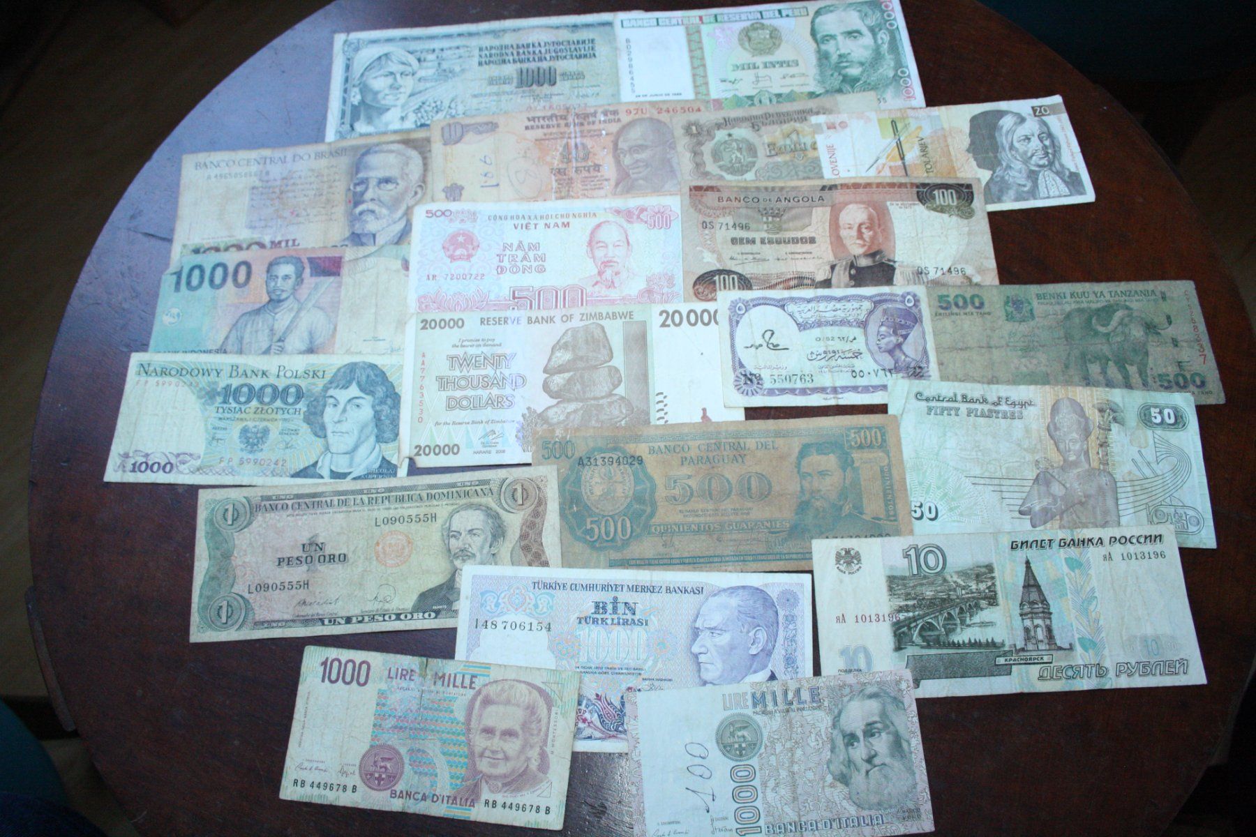 Banknoten: Lot 16 Vieux billets différents – Gebraucht aus Cormondrèche von Hermes.monnaies