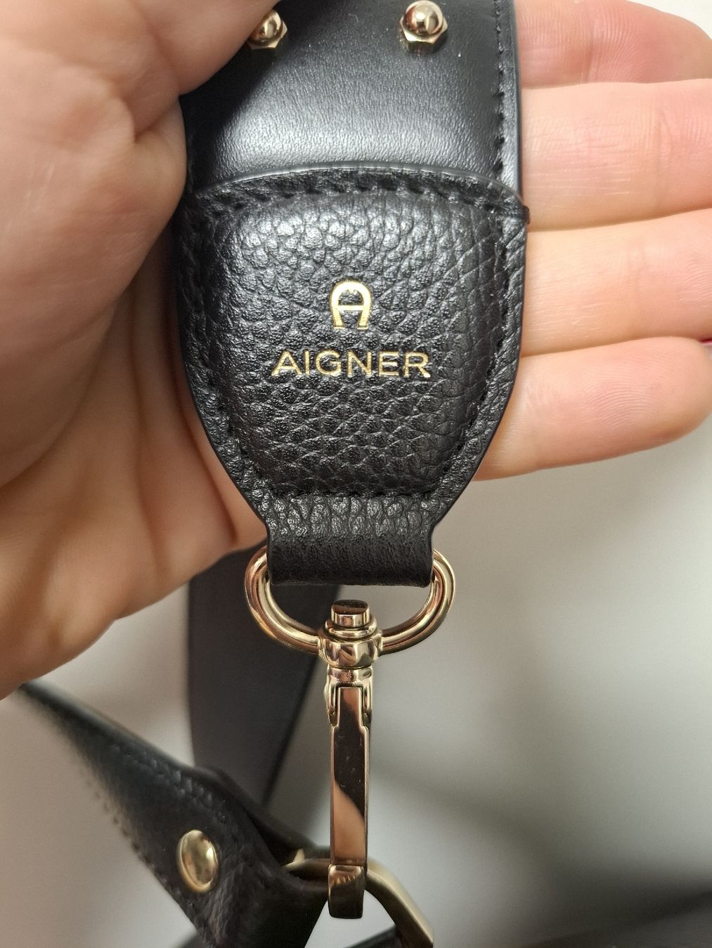 Aigner Altro in  Abbigliamento & Accessori: Aigner Handtasche Schwarz Top Zustand – Nuovo (secondo la descrizione) da Oberarth venduto da majaromano 5