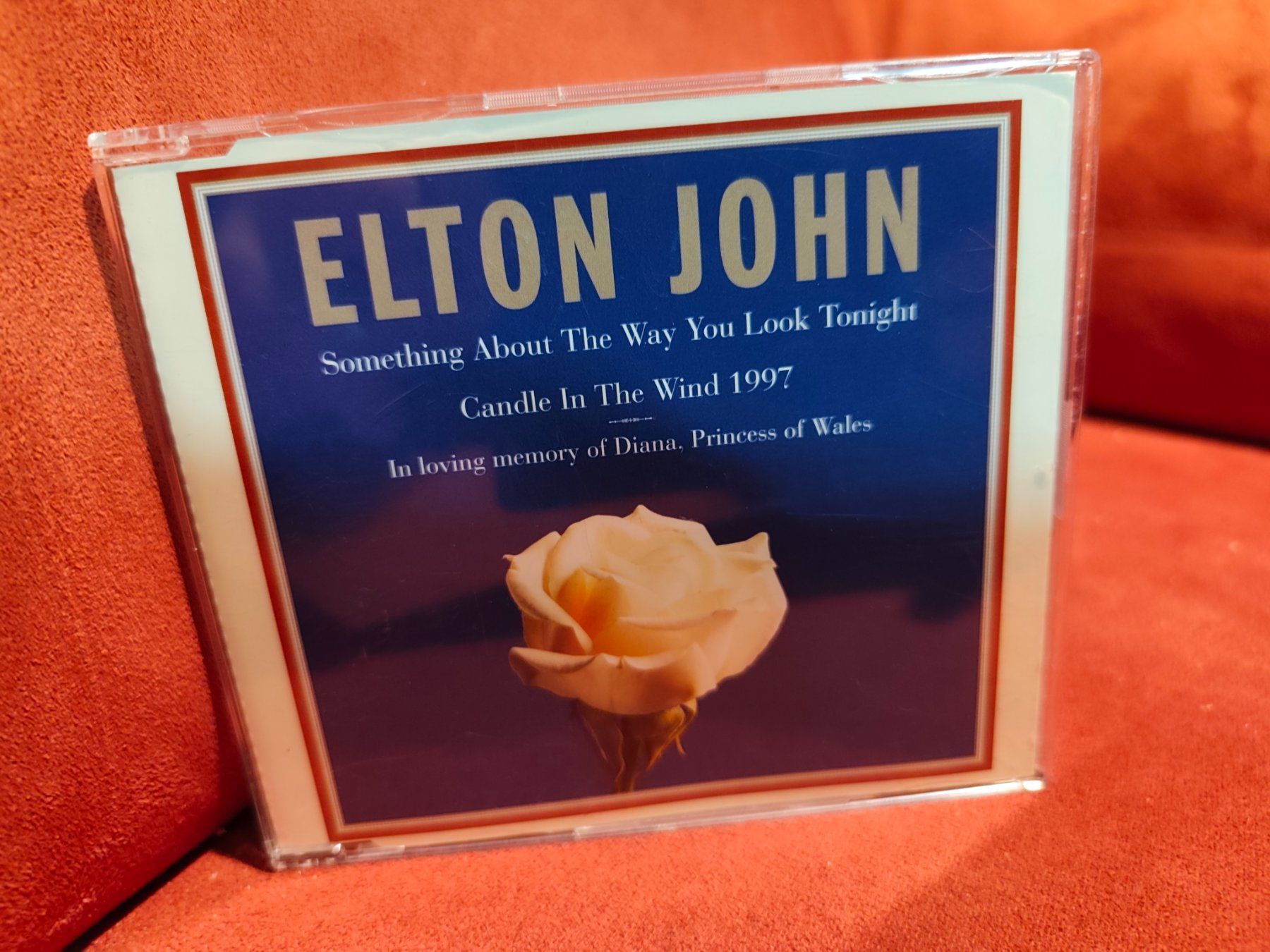 CD: Elton John Candle in the wind / Something... CD-Single – Usato da Zofingen venduto da noise123