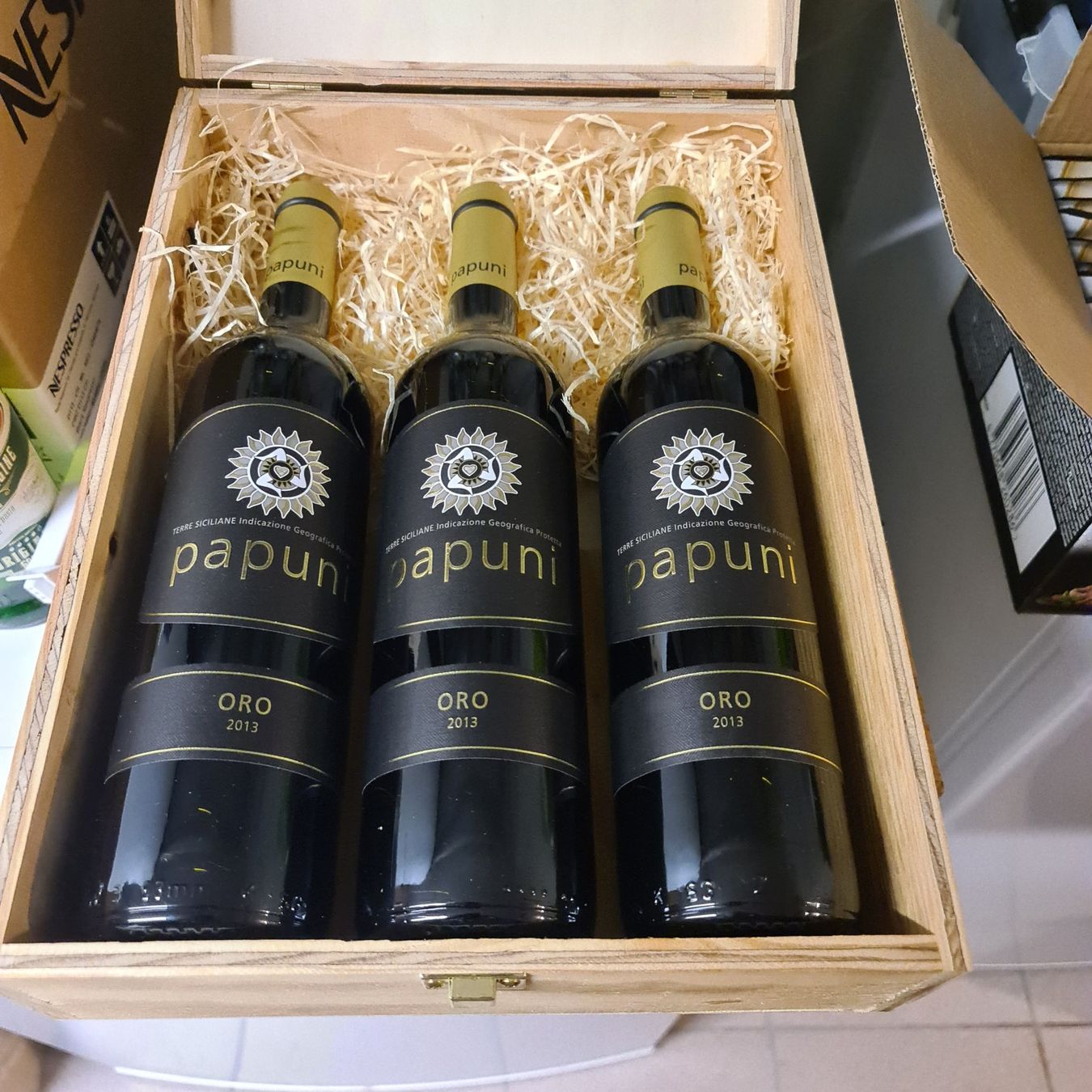 Vino: Papuni / Oro 213 – Usato da Hütten venduto da Edeli5