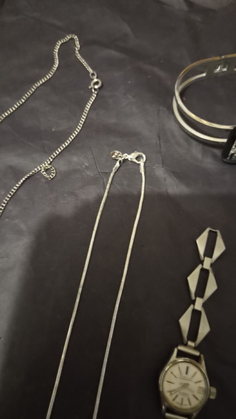 Altri gioielli: Schmuck und Uhren Konvolut  – Usato da Kölliken venduto da MissesBossTop1 8
