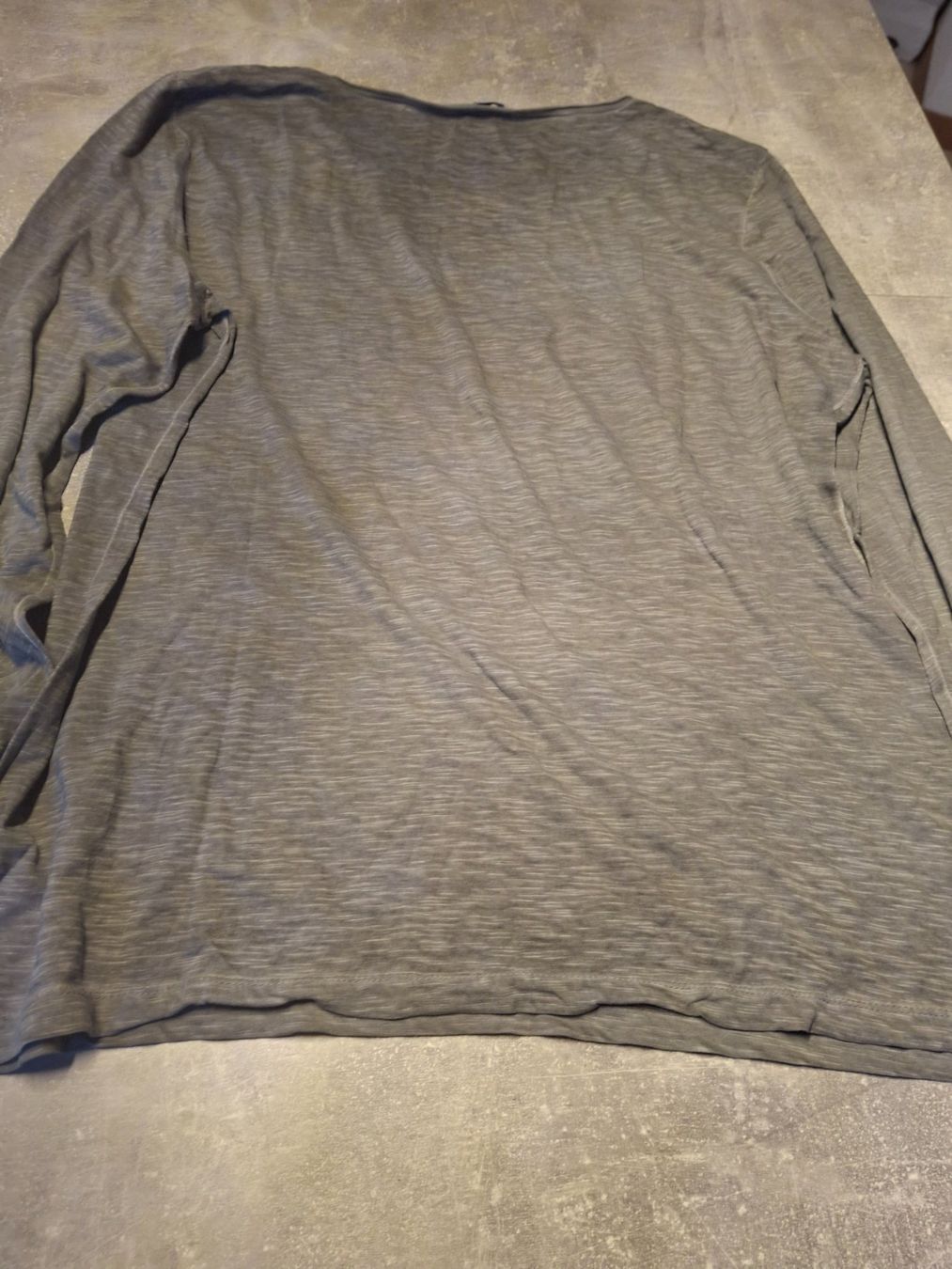 Pullover & Sweatshirts: Pull léger taille L (2) – Gebraucht aus Villiers von san_jn5w 4