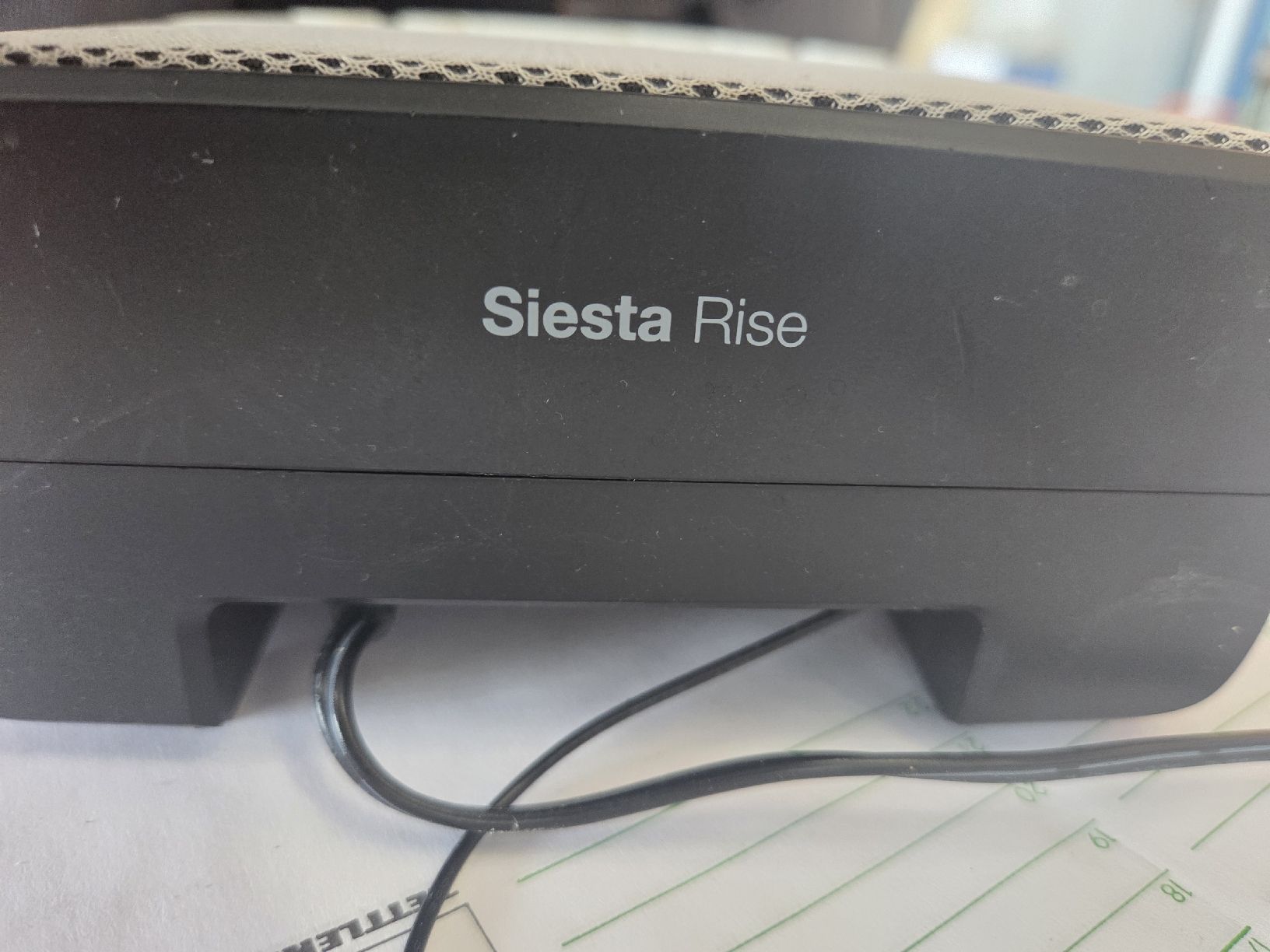 Radios: Pure Siesta Rise Radio Wecker - Top Zustand! Tolles Design. – Gebraucht aus Flawil von Hamdia12 2