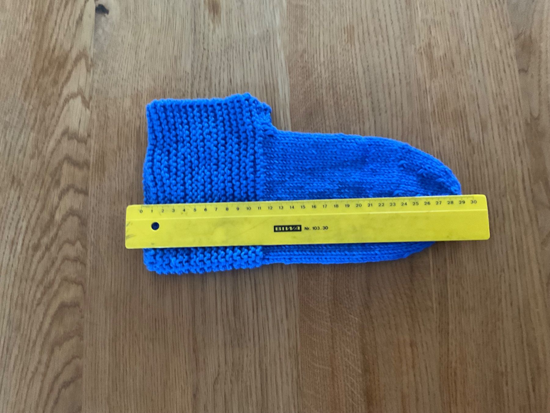 Calze: Handgestrickte Bettsocken Blau Gr. 42 – Nuovo (secondo la descrizione) da Wetzikon ZH venduto da FeeF 1