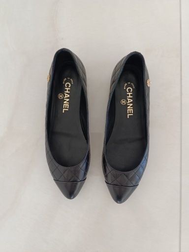 Chanel Damenschuhe: Chanel Ballerinas Schwarz, Gr. 37.5 – Gebraucht aus Hergiswil NW von pol_9dl8