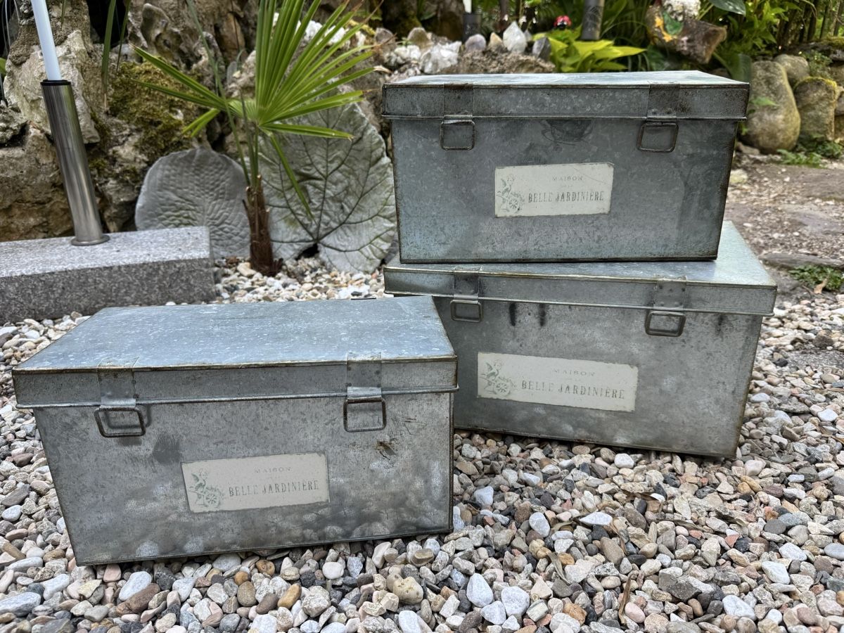 Casse di trasporto: 3 Gartenzubehör Boxen mit Deckel – Usato da Pfäffikon ZH venduto da lenaviktoria