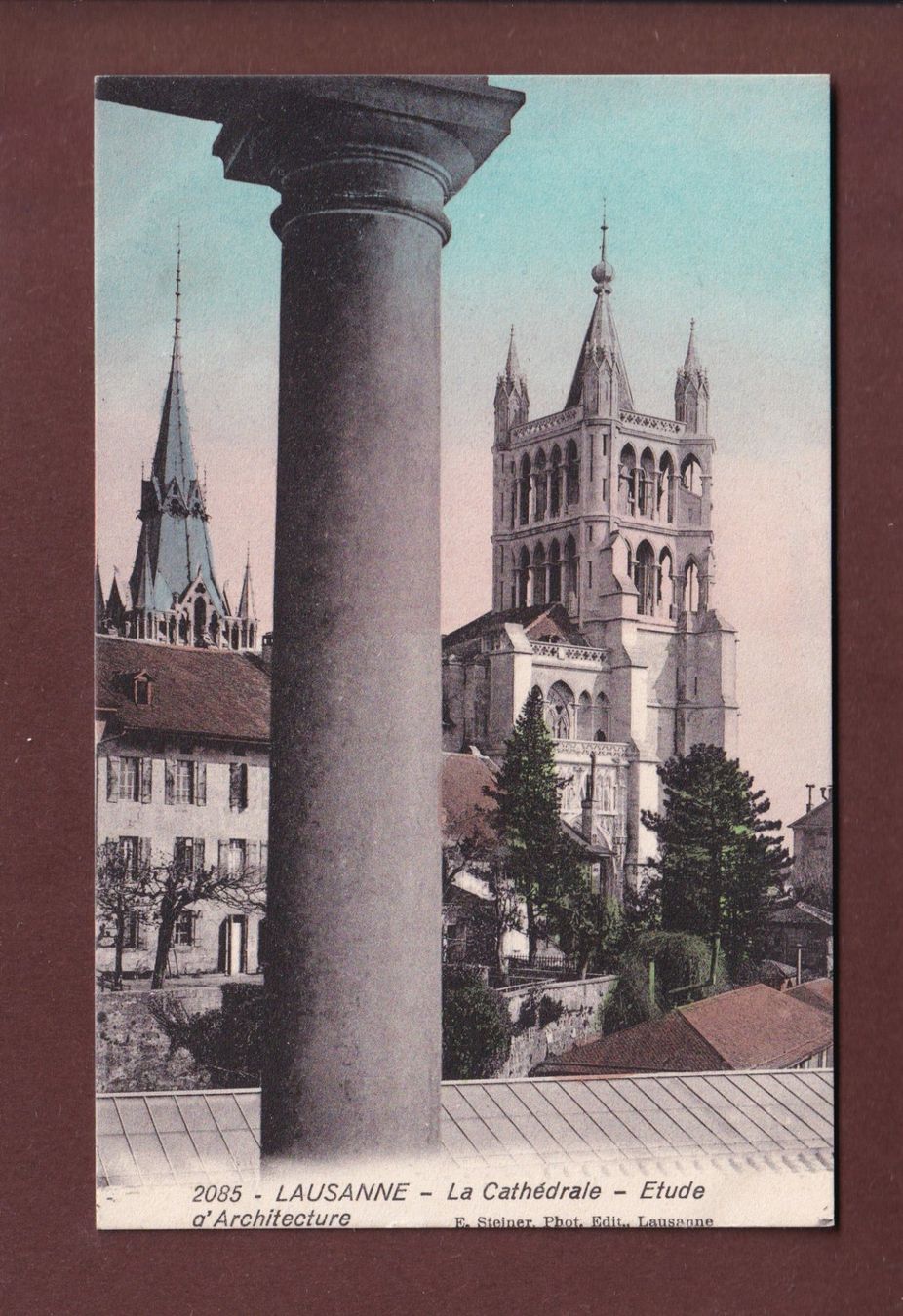 Cartoline postali: LAUSANNE - La Cathédrale – Usato da Pully venduto da nicecards