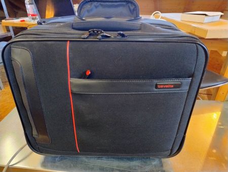 Laptop Rollkoffer