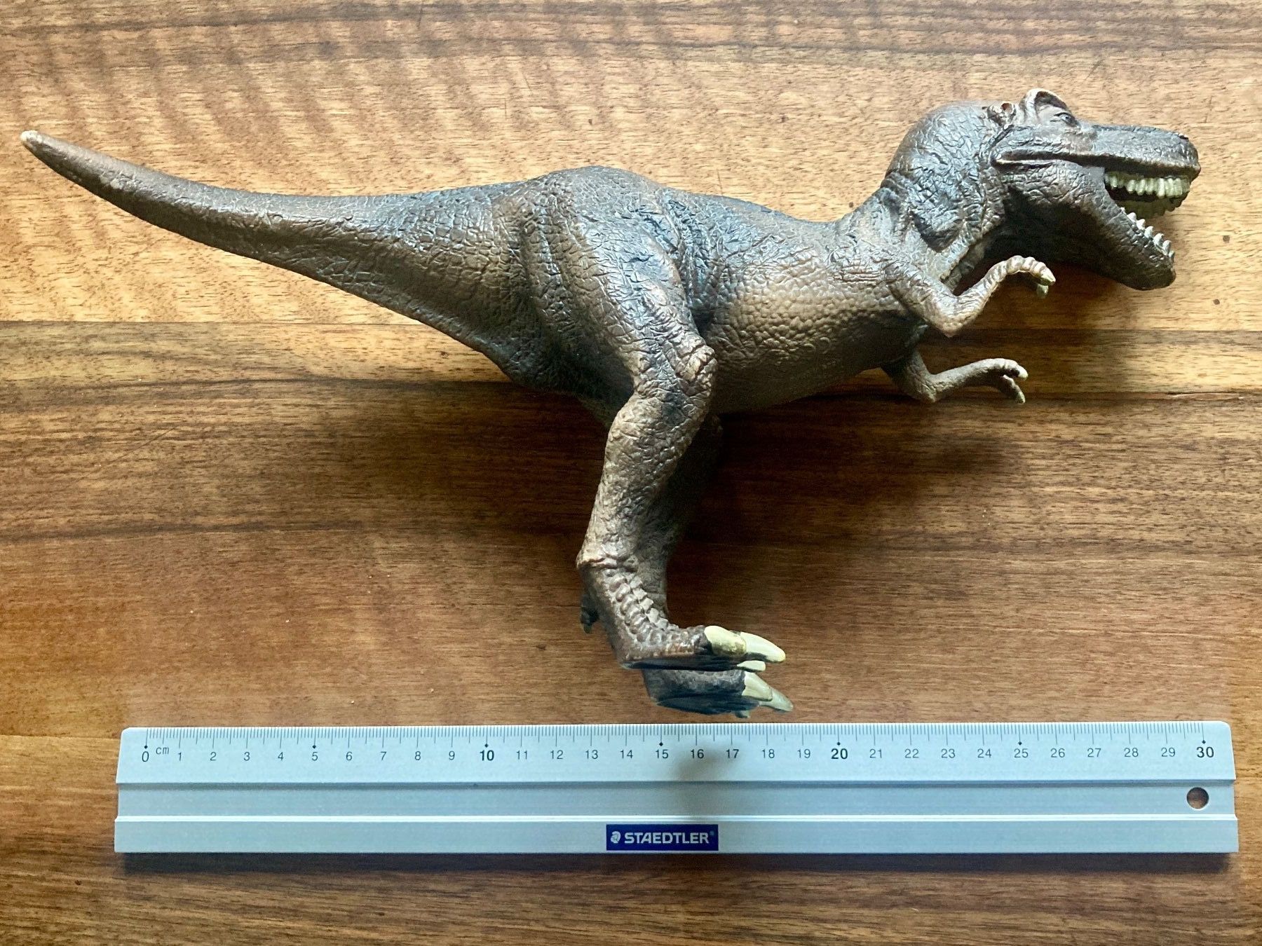 Schleich Spielzeuge: Schleich T-Rex – Gebraucht aus Kreuzlingen von tummetott71