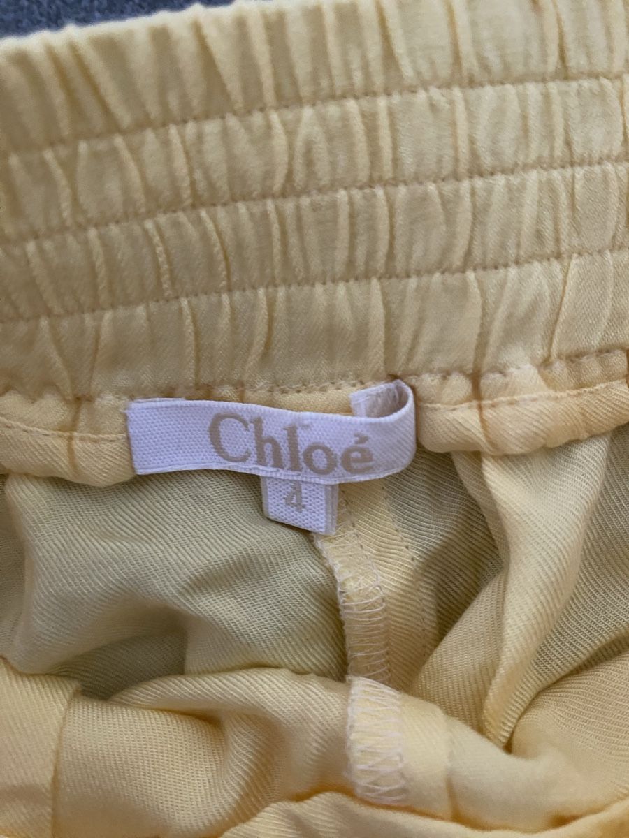 Chloé Pantaloni: Shorts Chloé jaune taille 4 ans – Usato da Grenchen venduto da O.r.i.g. 2