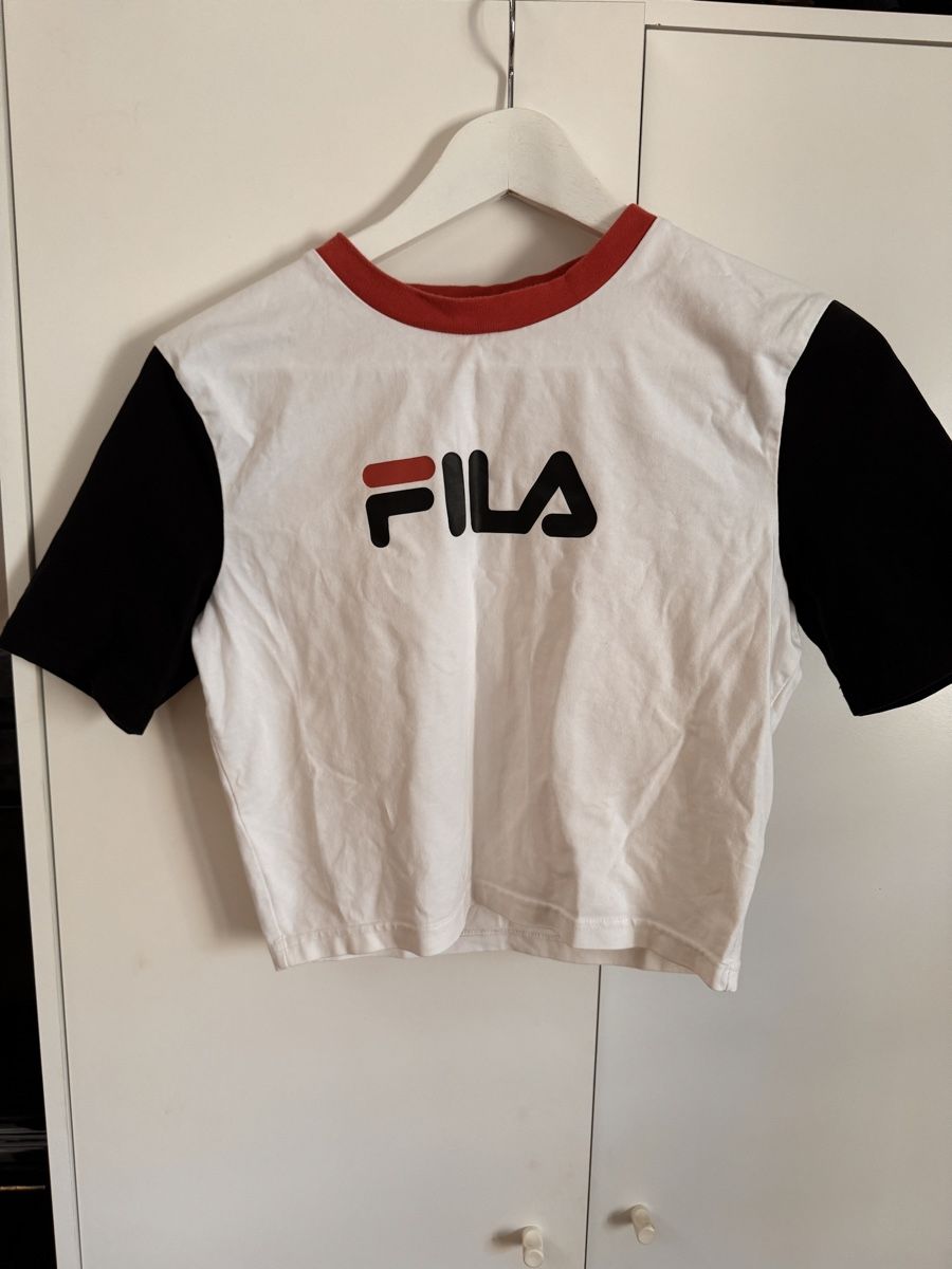 Fila T-shirt: Weisses Fila Crop Top M – Nuovo (secondo la descrizione) da Richterswil venduto da Manu55555
