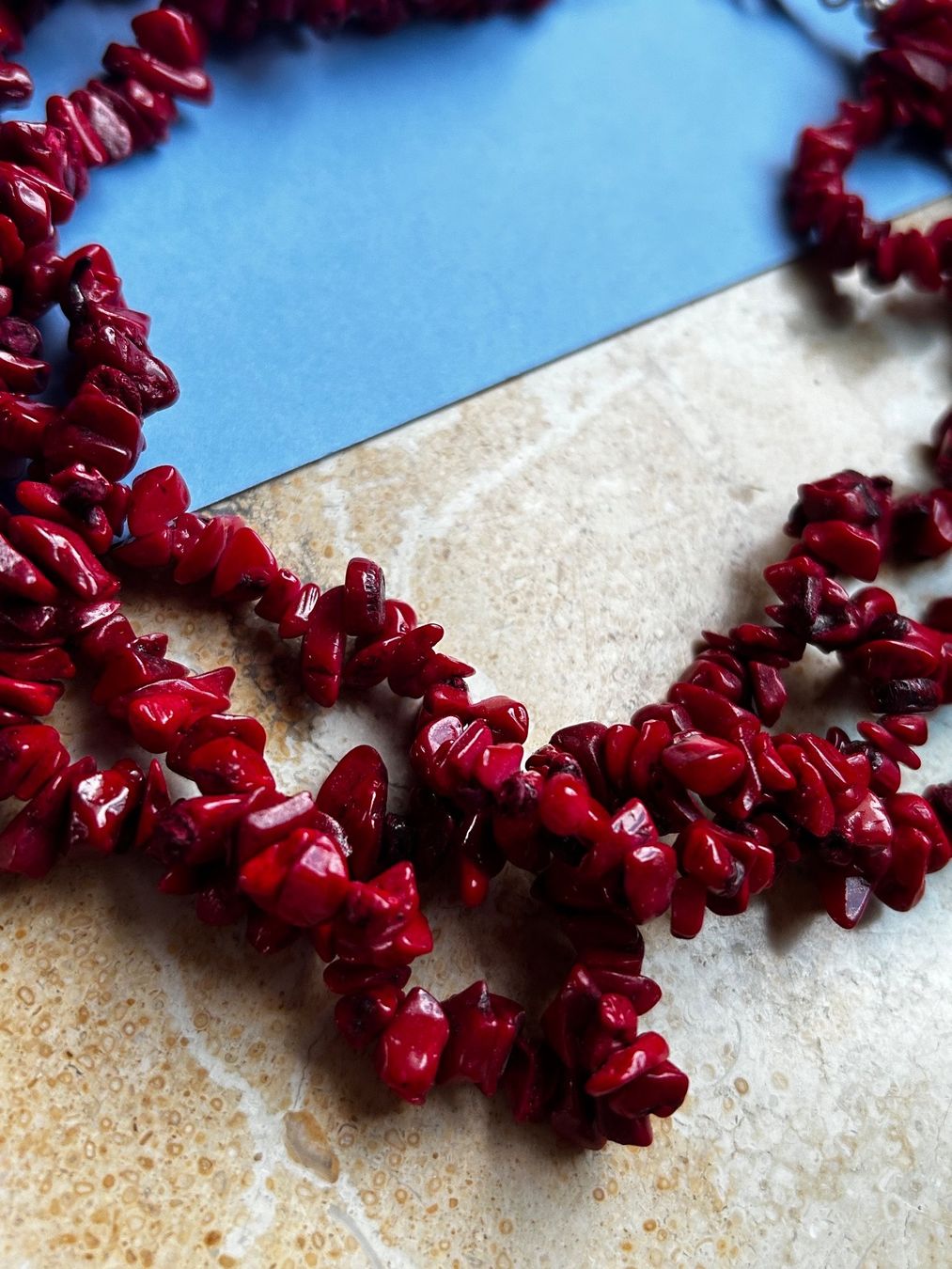 Catenine: Rote Korallenkette, dreireihig – Usato da Laufen venduto da Bellebellezza 4