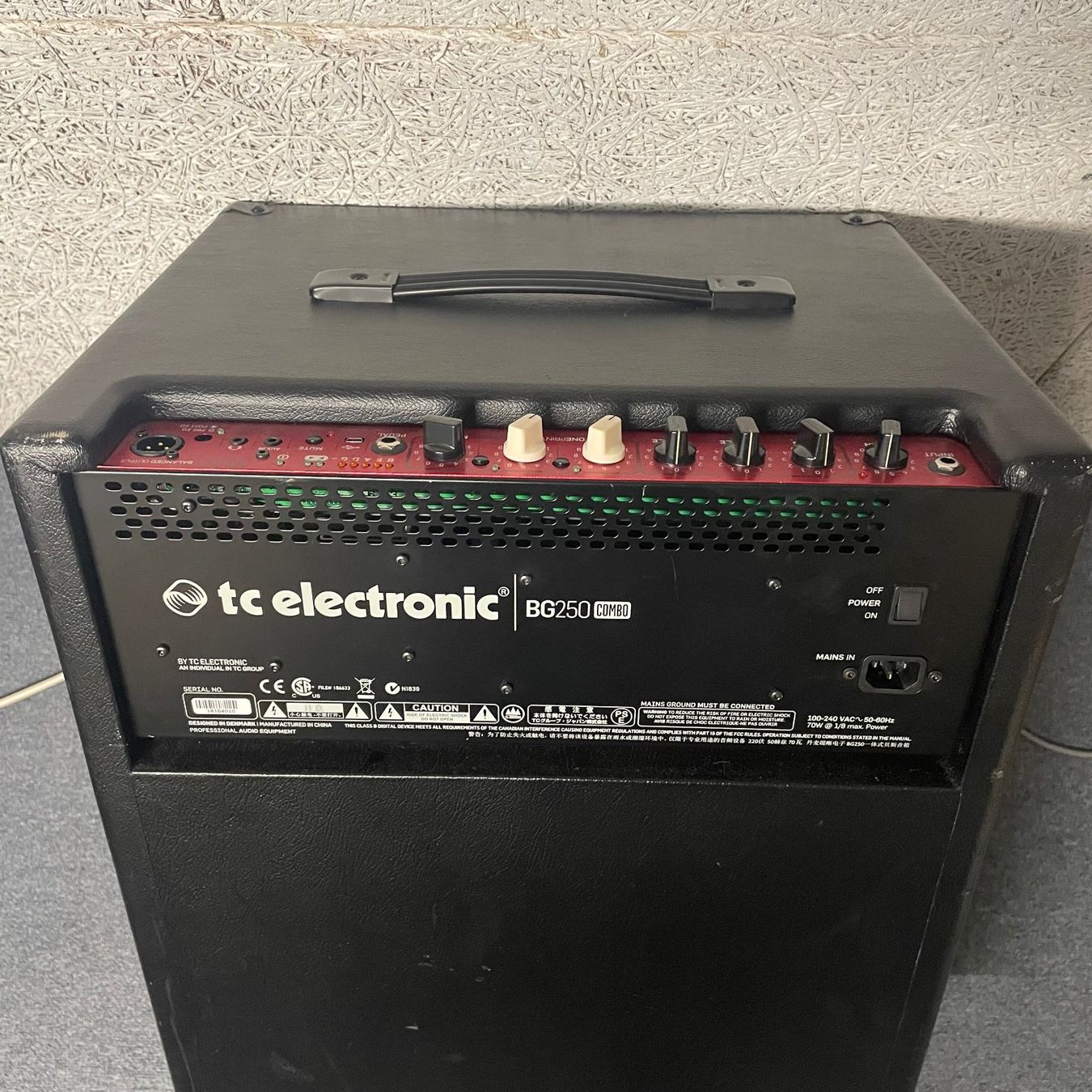 Amplificatori: TC Electronic BG250 Bassverstärker – Usato da Zürich venduto da zoopsel 5