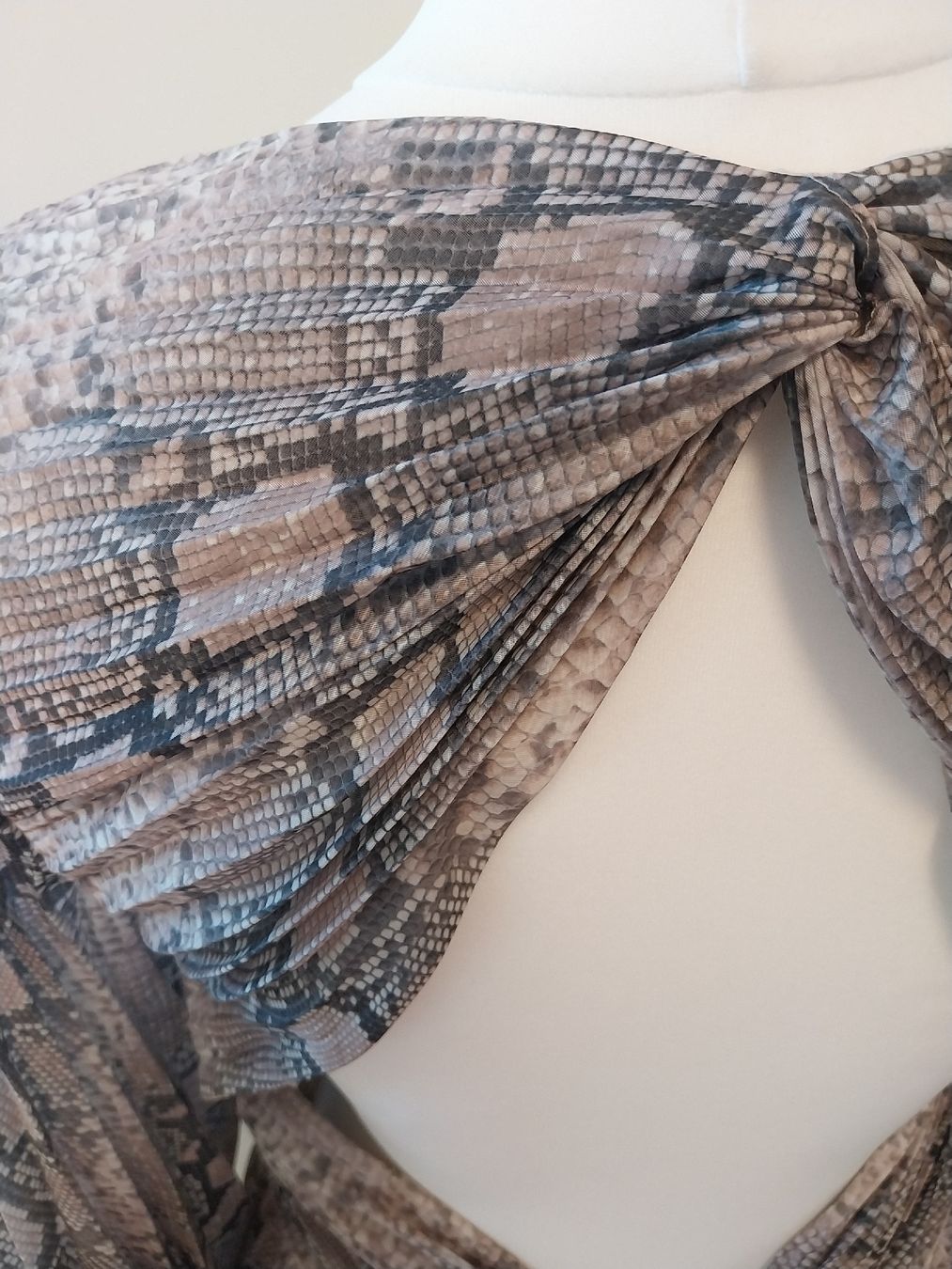 Zimmermann Vestiti: Zimmermann Kleid Schlangenmuster Gr. 1(neu!) – Nuovo (secondo la descrizione) da Oberwil BL venduto da A.Mohler 4