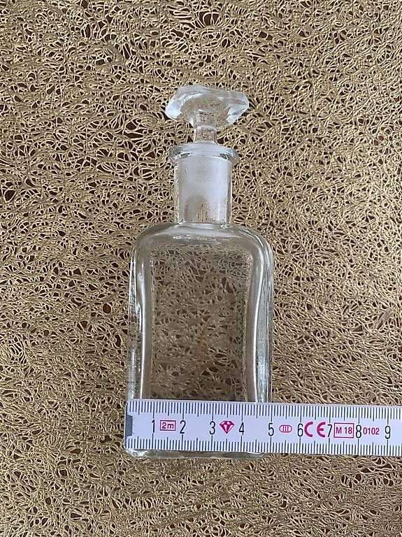 Caraffe: Glaskaraffe antik – Usato da Gerolfingen venduto da Regenbogen88 1