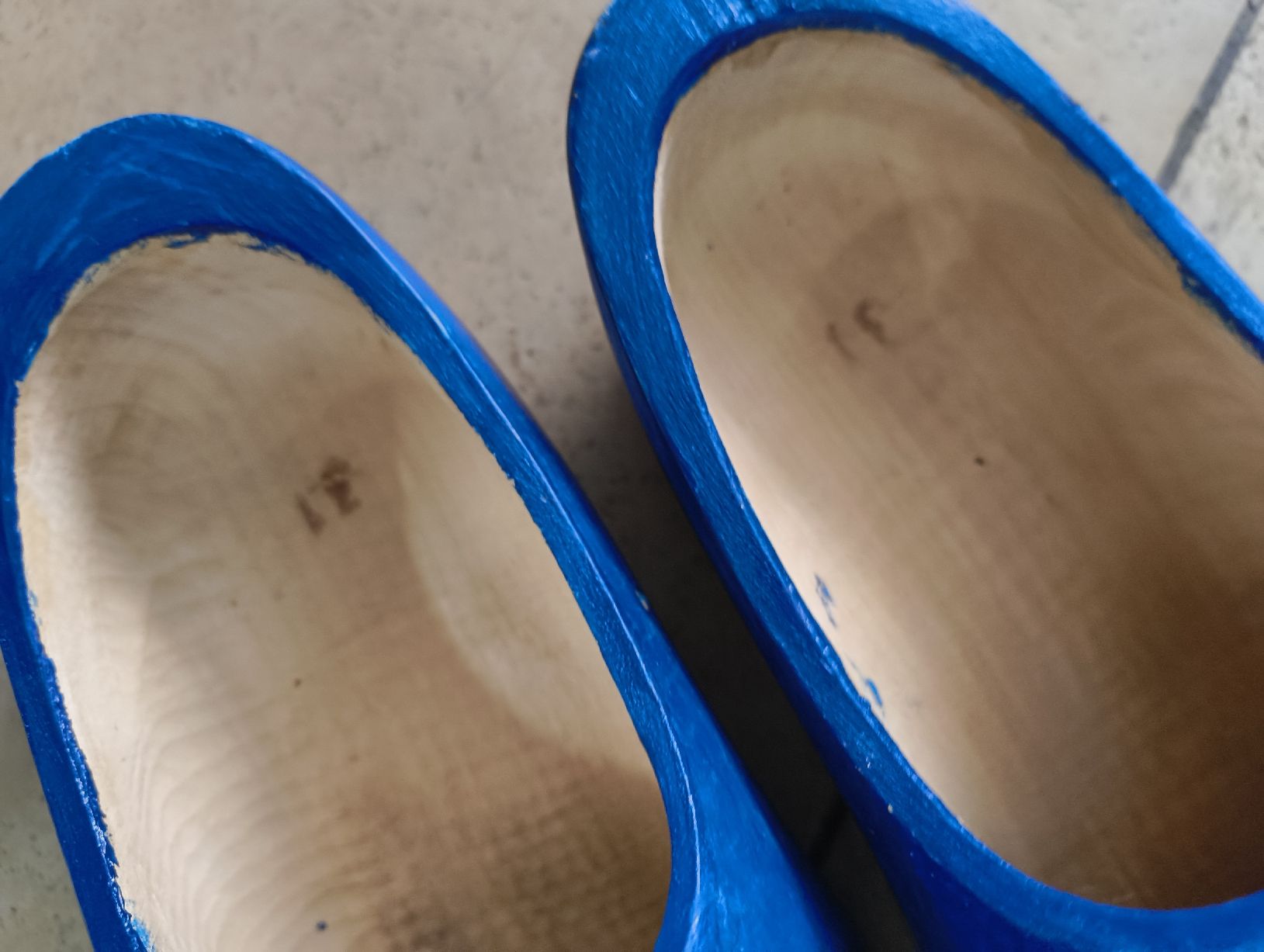 Scarpe per ragazzi: Zoggeli, Holzschuhe, Grösse 31, blau – Usato da Basel venduto da Andriinnn 2