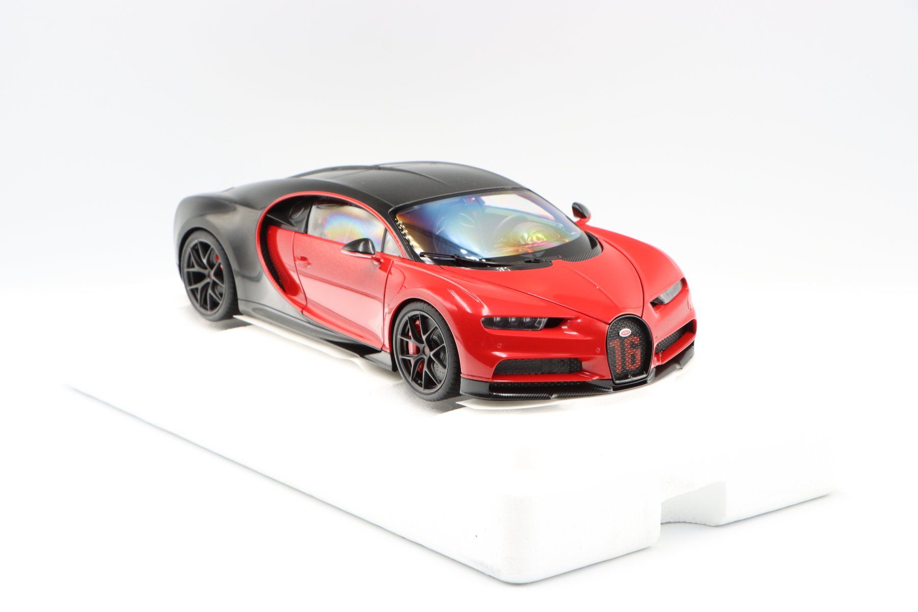 Bugatti Modellini d'auto: Bugatti Chiron Sport 2019 1:18 AutoArt – Nuovo e nell'imballaggio originale da Bühl b.Aarberg venduto da modelldiecast 6